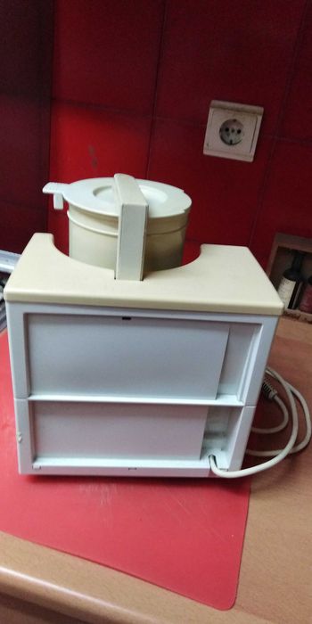 Máquina de café com filtro (Philips Comfort)