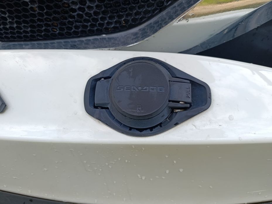 Гідроцикл BRP GTX LIMITED 300+ кінських сил