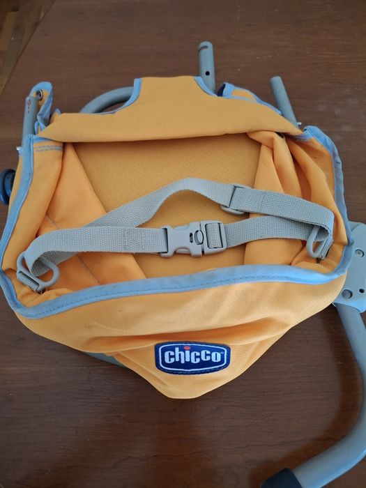 Cadeira de bebé para mesa