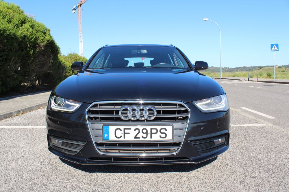 Audi A4 2.0 TDI 136cv 2012 Full extras | Automático | Teto panorâmico