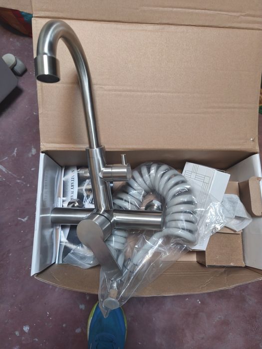 Torneira parede cozinha