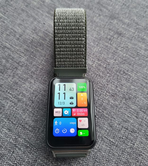 Смарт часы Huawei Watch Fit