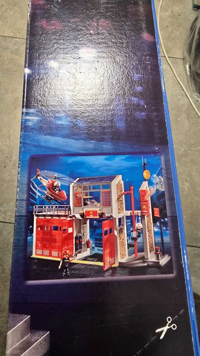 playmobil 9462 duża remiza strażacka