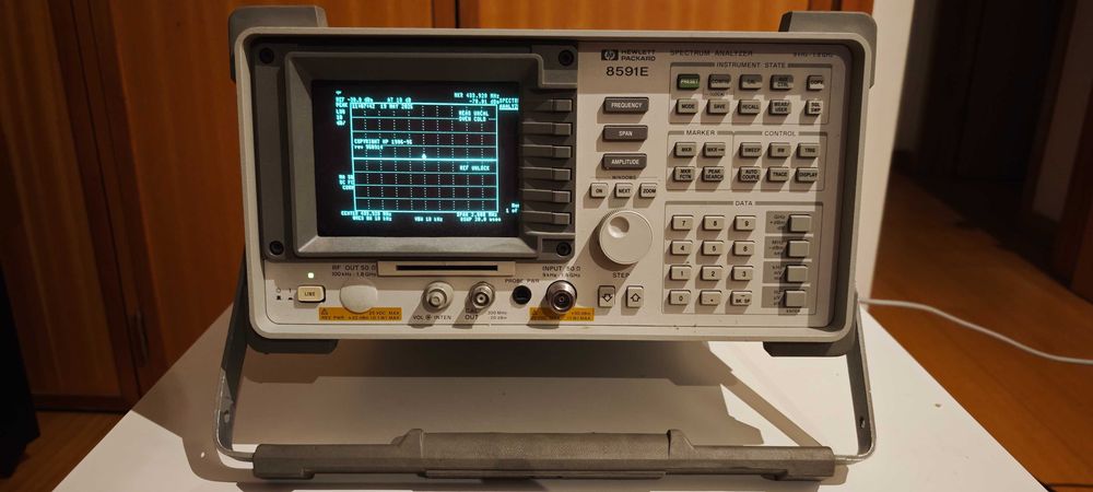 Analisador de Espectro HP8591E 9KHz~1.8GHz