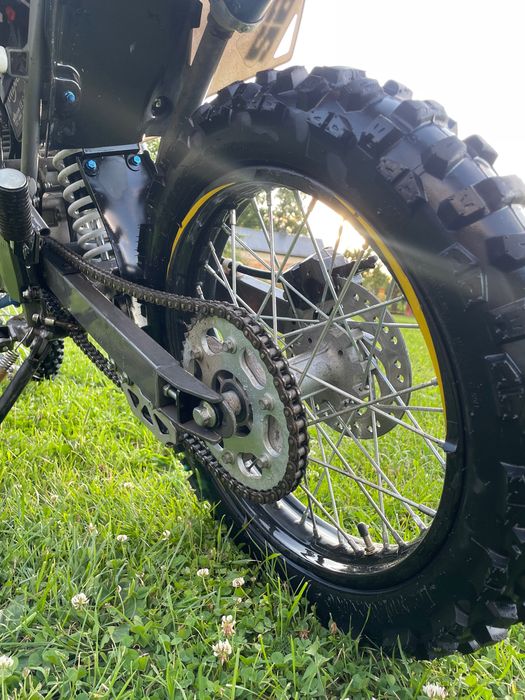 Cross Asix Defender 150 CC