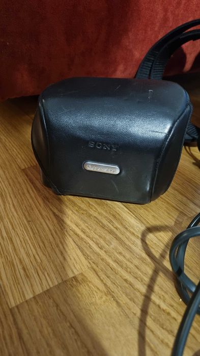 Sony Cyber-shot DSC-V3 Digital Camera Like New64551187135235124