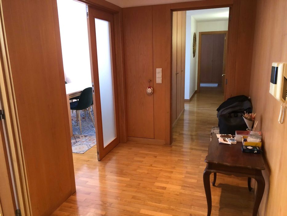 T2+1 último piso voltado a poente nos Maninhos, Maia, por 335.000€