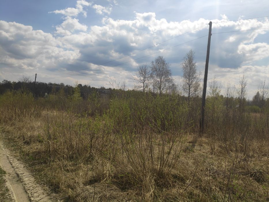 Продаж 12 соток приватизовані