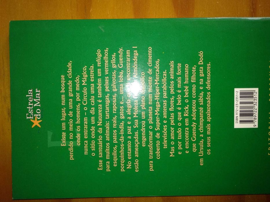 Livro "Um Lugar Mágico" de Susanna Tamaro