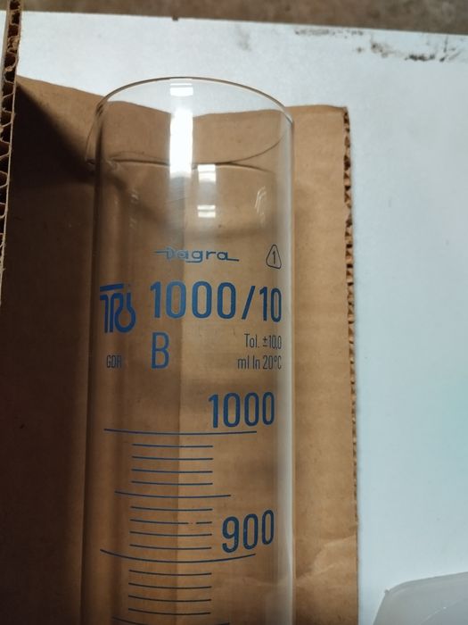 Menzurka szklana cylinder miarowy 1000 ml Dagra produkcja GDR nie PRL