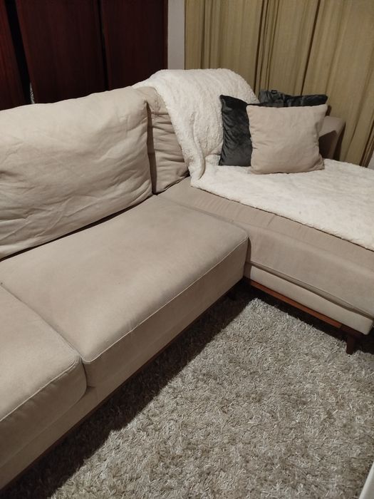 Sofá com Chaise JOM