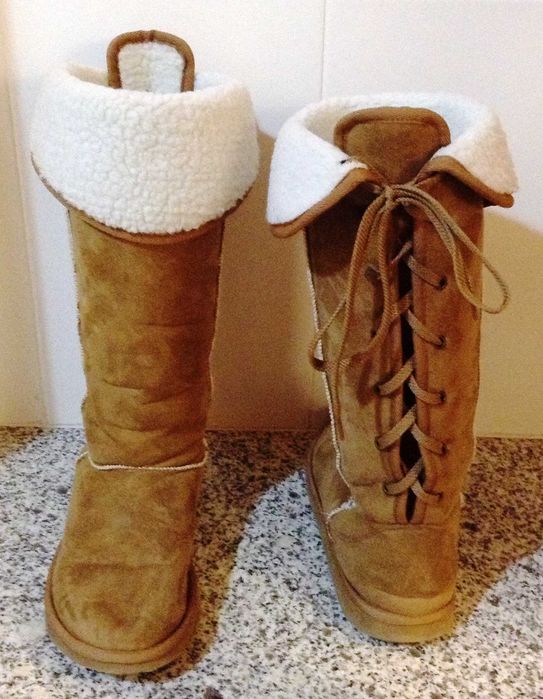 Botas de Inverno - Tamanho 39 (2 fotos)