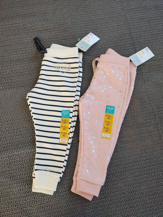 Ciepłe spodnie dresowe ze sznurkiem 9-12 miesięcy, 2 pary