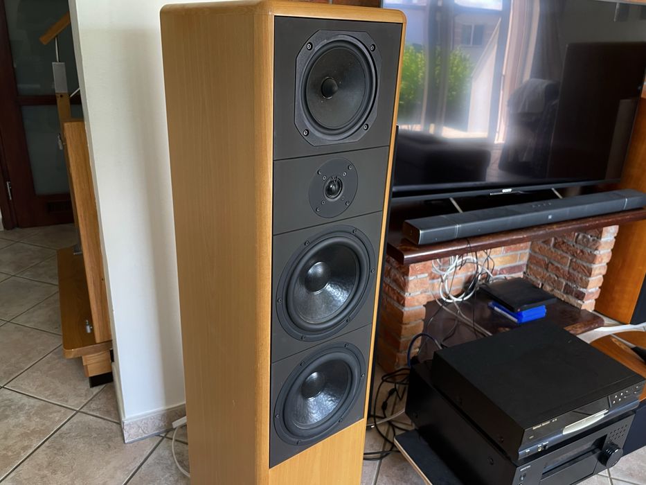 Kolumny podłogowe IQ 300T Hi-End'owy TOP