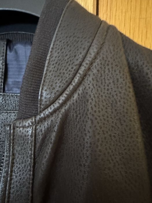 Casaco estilo bomber pele Massimo Dutti tamanho L