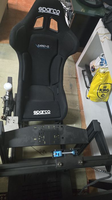 Cockpit em alumínio simlab com baket sparco
