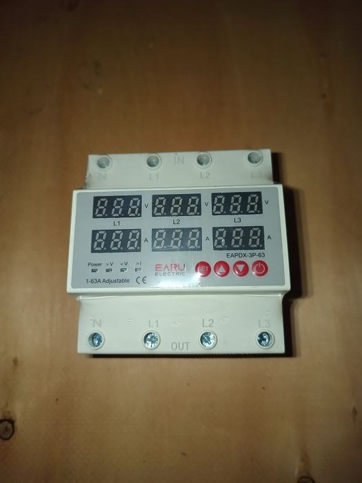 Protetor de Tensão Corrente e balanceamento de fases