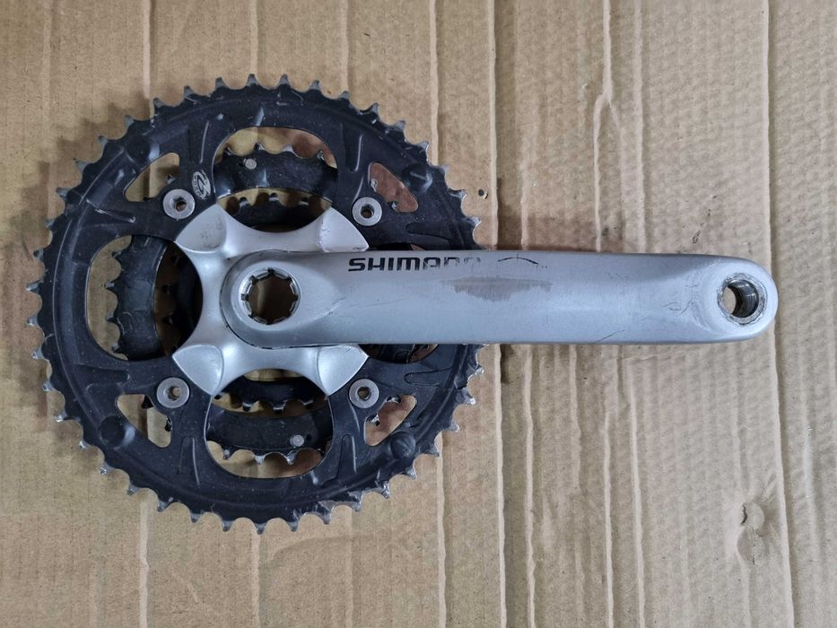 Korba prawe ramię Shimano m445, 175