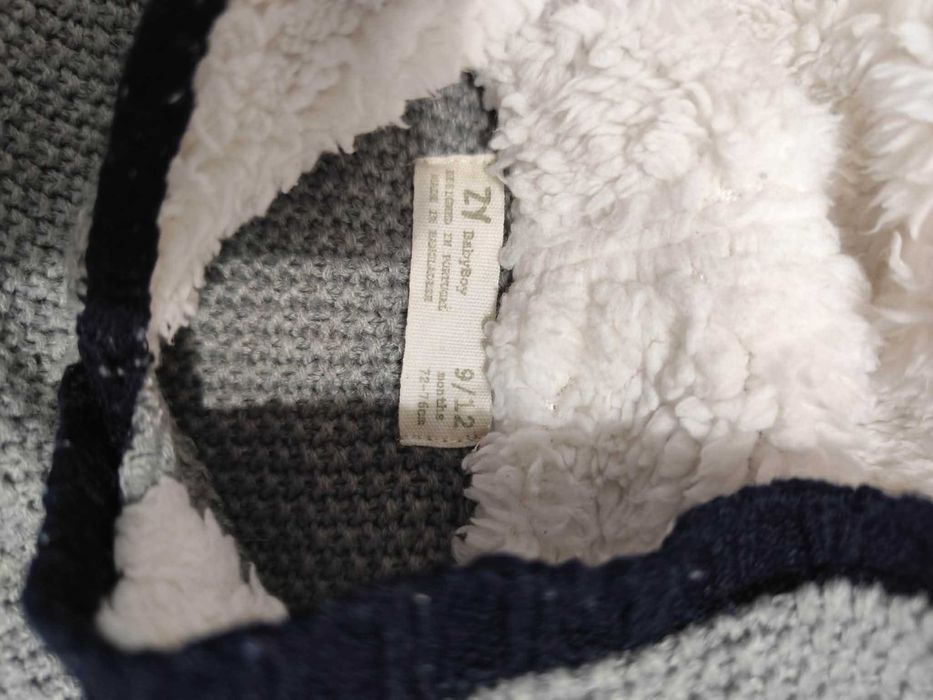 Camisola de malha com capuz Bebe