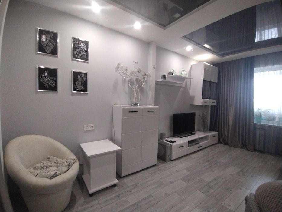 Продам 1- ком.кв-ру с кап.ремонтом,на Песках