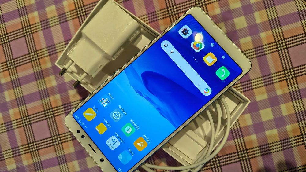 Xiaomi Redmi Note 5 | 64GB / 4GB RAM | Snapdragon 636 | Muito Estimado