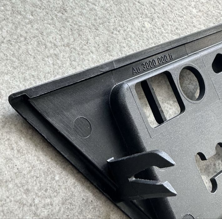 Обміняю панель водійського пульта електрсидіння Mercedes w124 на w126