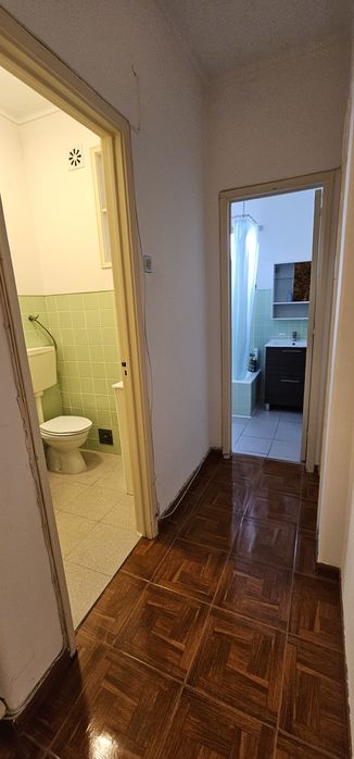 Quarto para arrendar  - Benfica