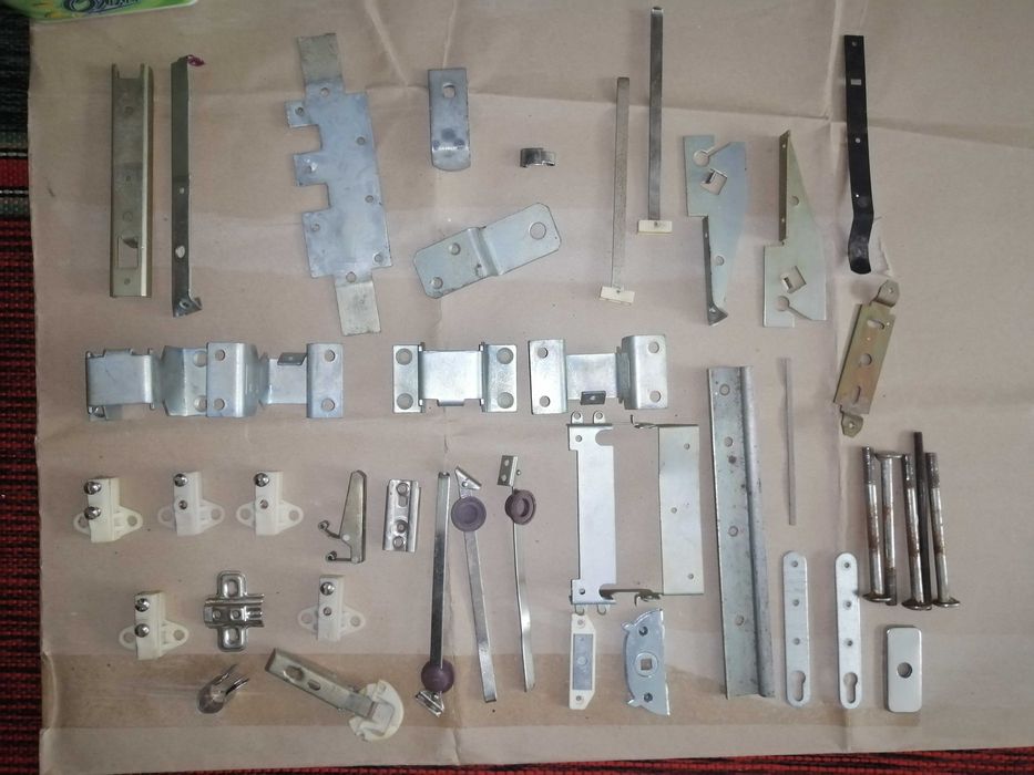 Мебельная фурнитура б/у