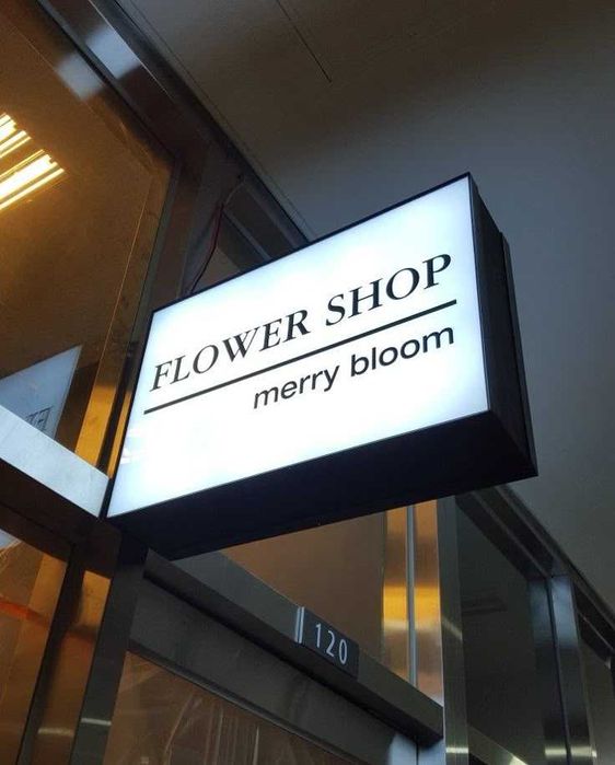 Лайтбокс. Світлова вивіска. Рекламна вивіска. Вивіска з підсвіткою