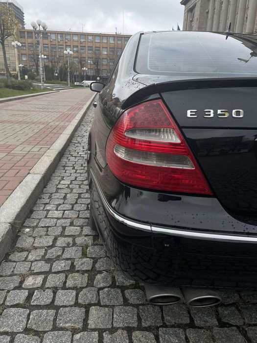 Мерседес Е350 2005р