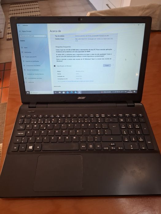 Portátil Acer AMD A8, 224 GB SSD