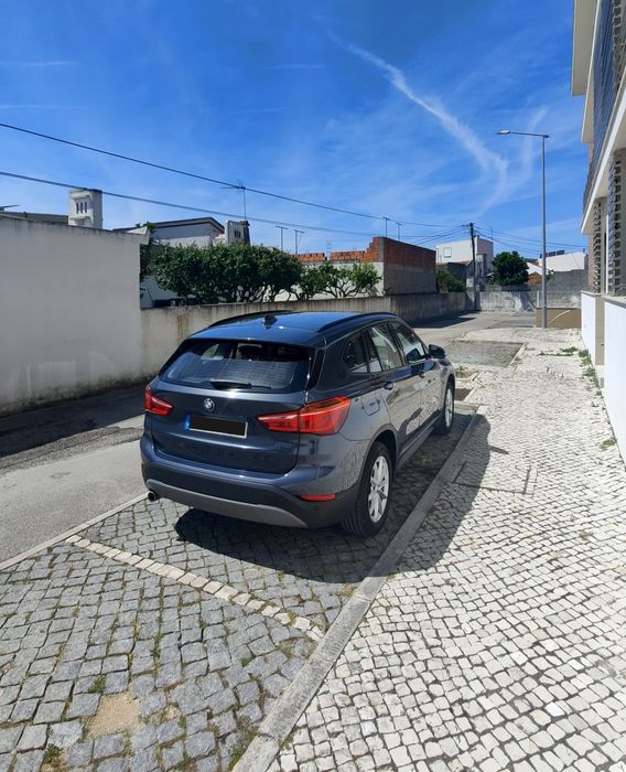 BMW X1 16d caixa automática