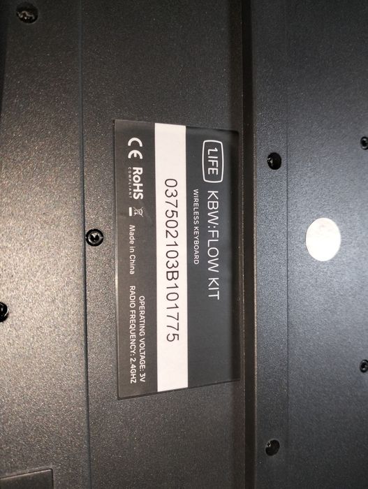 Teclado e ratos sem fios