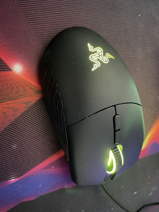 Rato Razer Basilisk