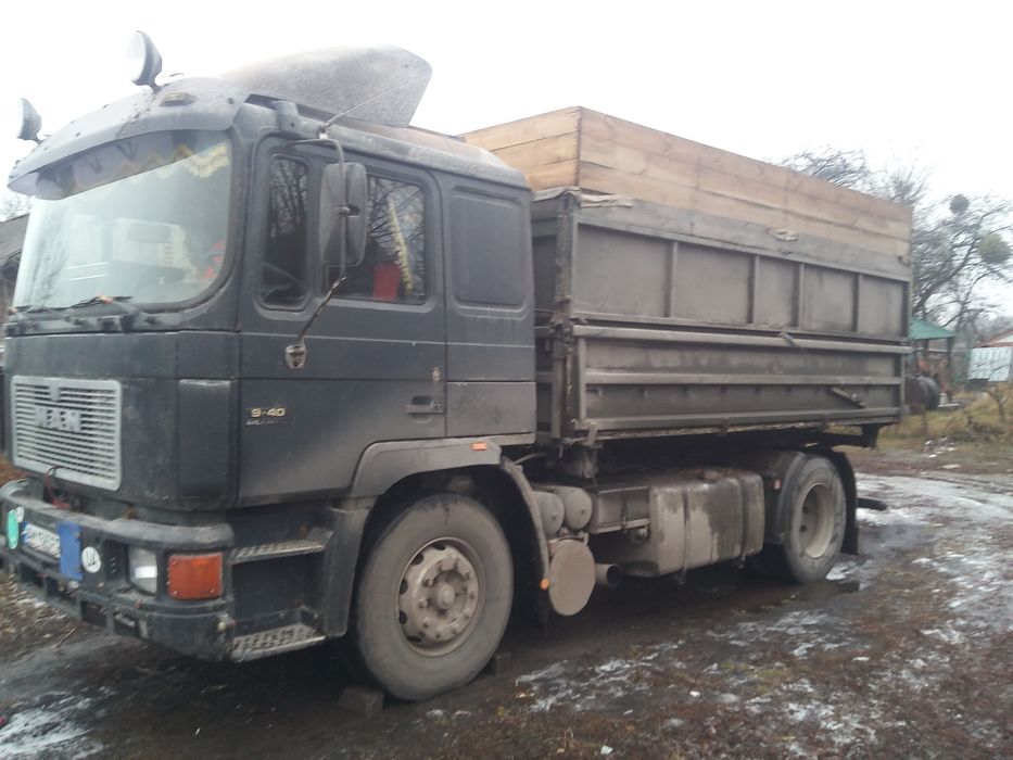 Ман самосвал з прицепом самосвалом