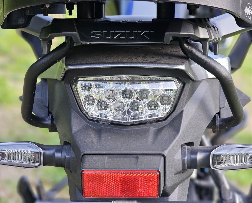 Suzuki v strom 1050xt 2021 só 17000km