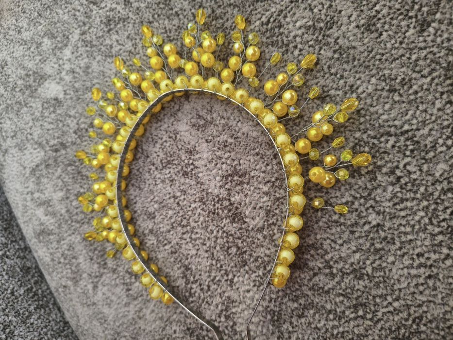 Обідок, обруч сонечка, кульбабки, снігової королеви, зими, сніжинки