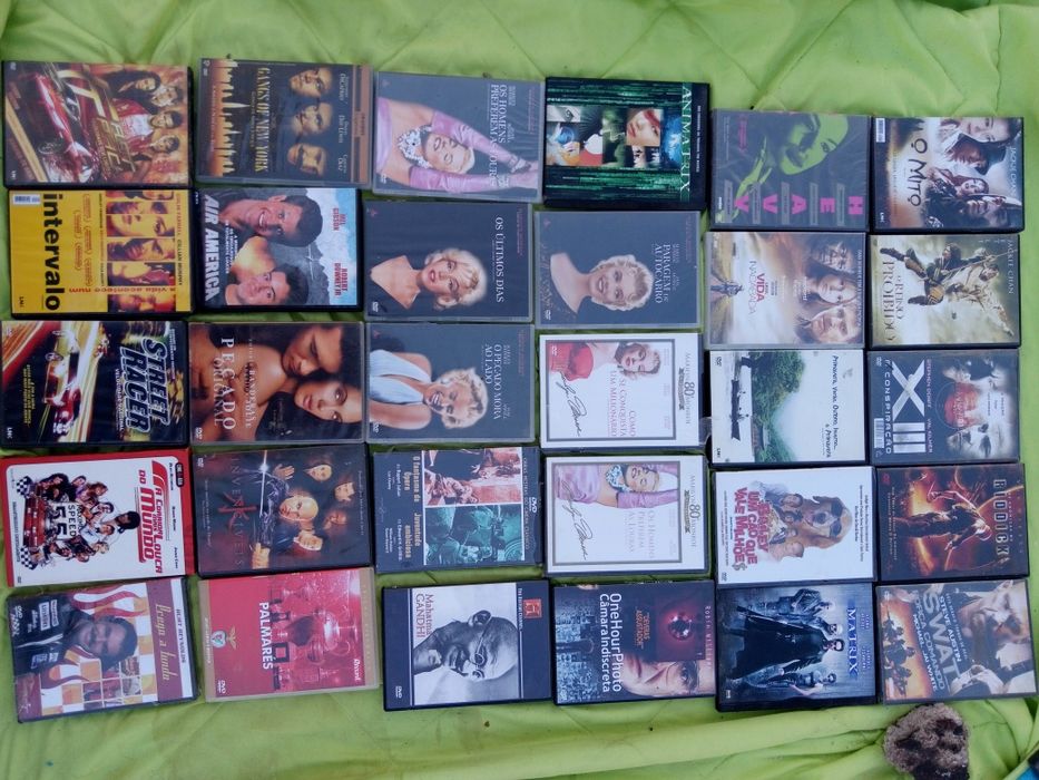 30 filmes incluindo Marylin Monroe