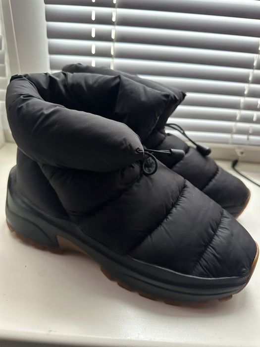 Дутики жіночі чорні H&M