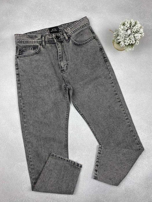 Чоловічі джинси мом Armani / Темні чоловічі штани Армані Джинси армані