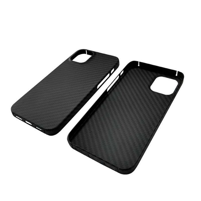 Карбоновый чехол iPhone 12 | 12 Pro