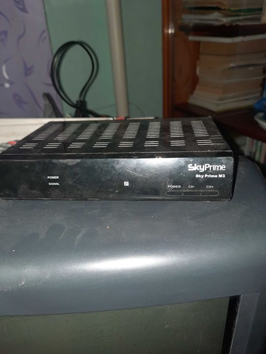 Телевизор бывший в работе.