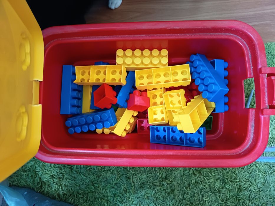 Brinquedos (Legos)