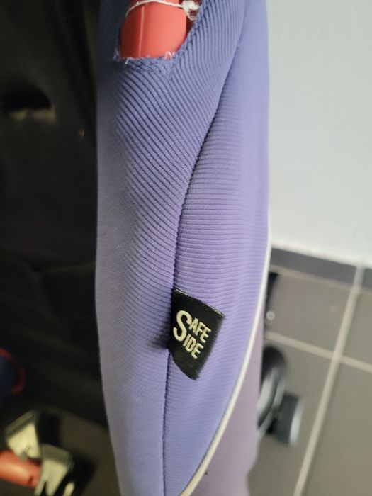 Cadeira isofix grupo 1 2 3  com 3 pontos de segurança