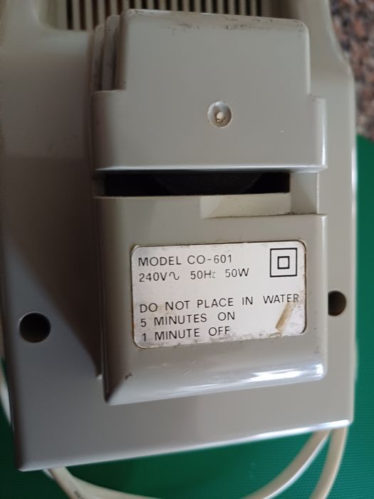 Abre latas elétrico