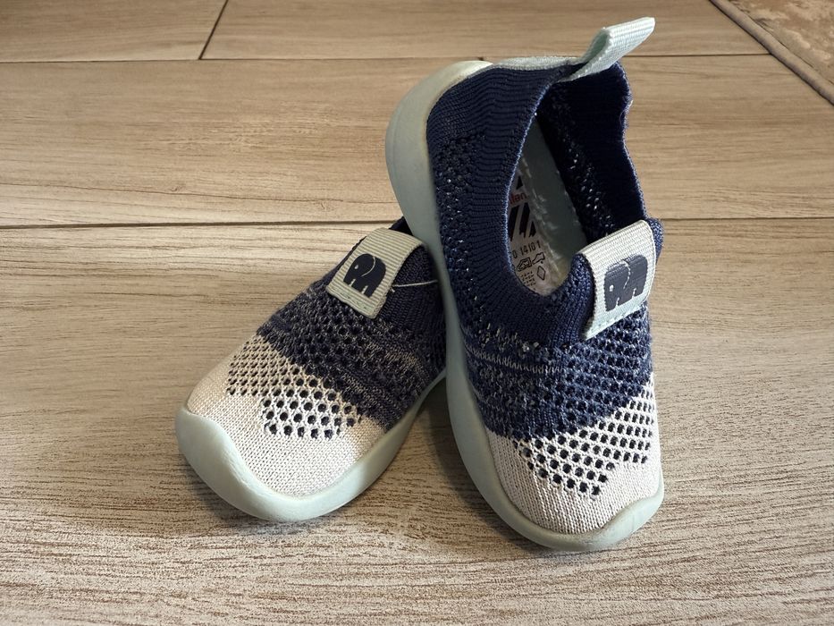 Легенькі кросівки Elefanten, 20 розмір