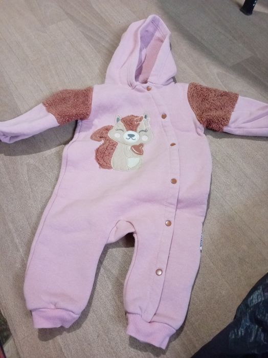 Одяг для дівчинки