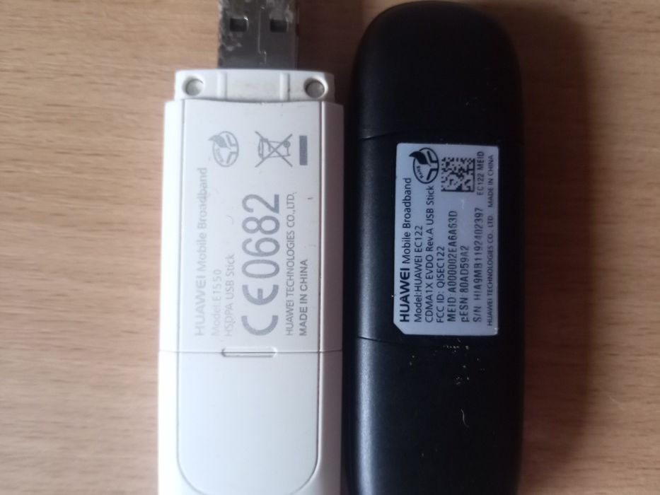 Модеми Huawei 2шт і ZTE