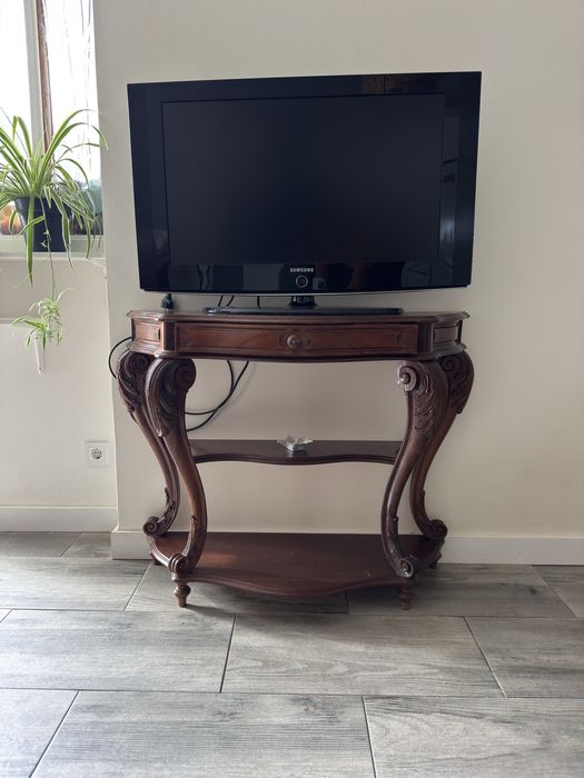 Movel de TV em madeira