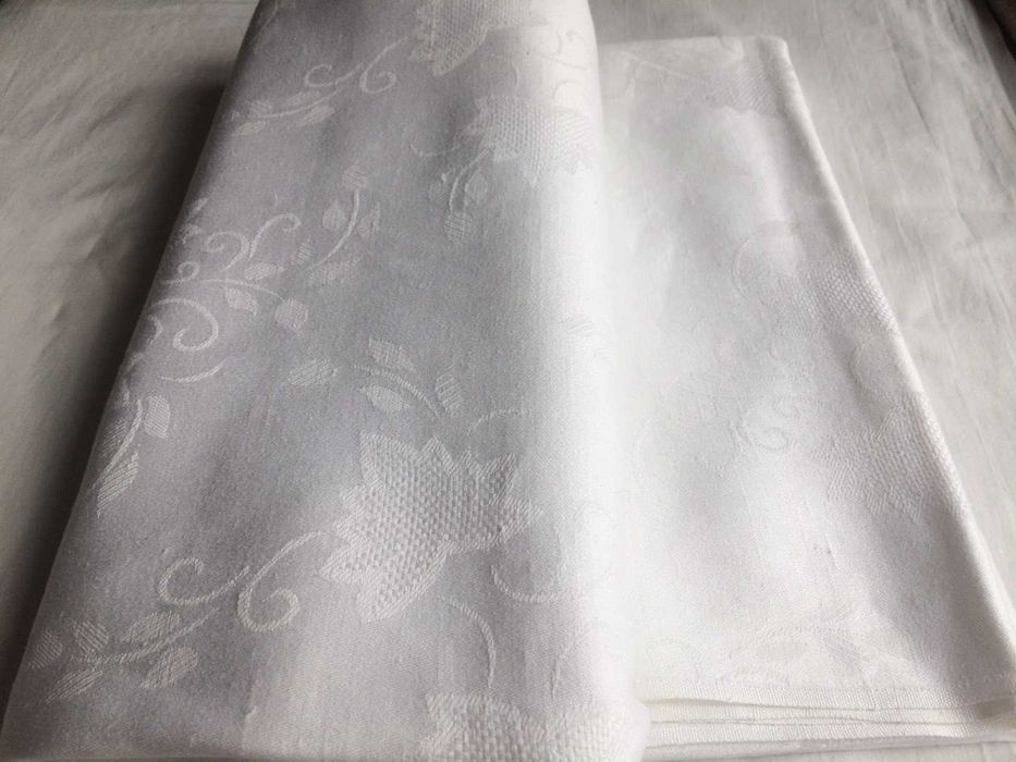 Подарок женщине-хозяюшке скатерть для банкетного стола 140х210см